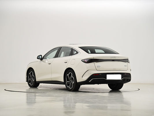 2024 BYD Seal06 Dm-i CLTC (L/100km) 1.36L PHEV पावर व्यापक रेंज 2100KM हाइब्रिड सेडान!