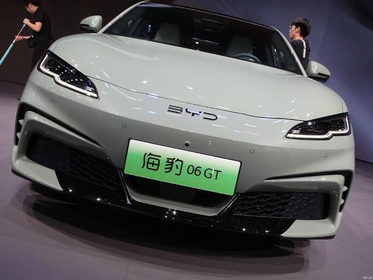 25 BYD Seal06GT, 505KM-605KM की रेंज के साथ, चार पहिया ड्राइव और दो पहिया ड्राइव दो सिस्टम के साथ। BYD का पहला इलेक्ट्रिक शूटिंग ब्रेक, एक स्पोर्टी लुक और बहुत शक्ति के साथ!