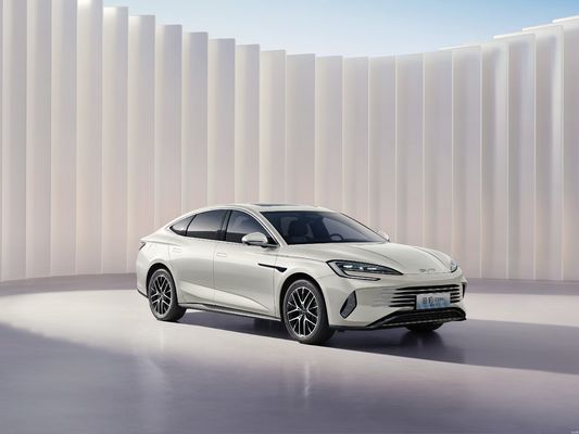 2025 BYD-SEAL 07 DM-i इंटेलिजेंट ड्राइव 5 वीं पीढ़ी BYD Dmi प्रौद्योगिकी से लैस है। इसकी संयुक्त रेंज 2000KM से अधिक है। पैसे के लिए सबसे अच्छा मूल्य